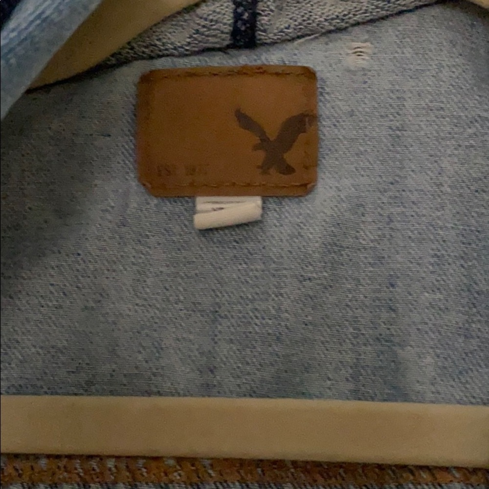 Jean jacket - Picture 2 of 3